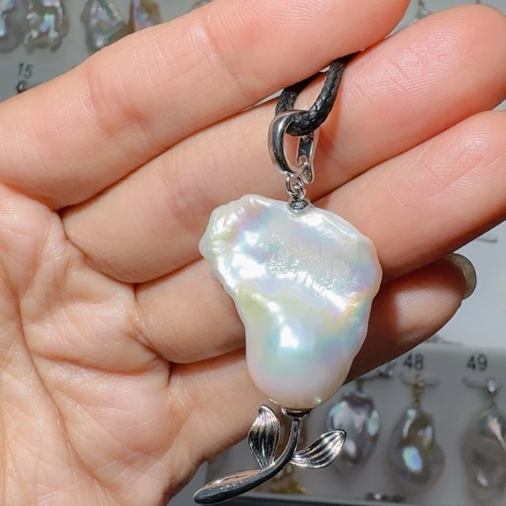 颈饰未镶嵌淡水珍珠