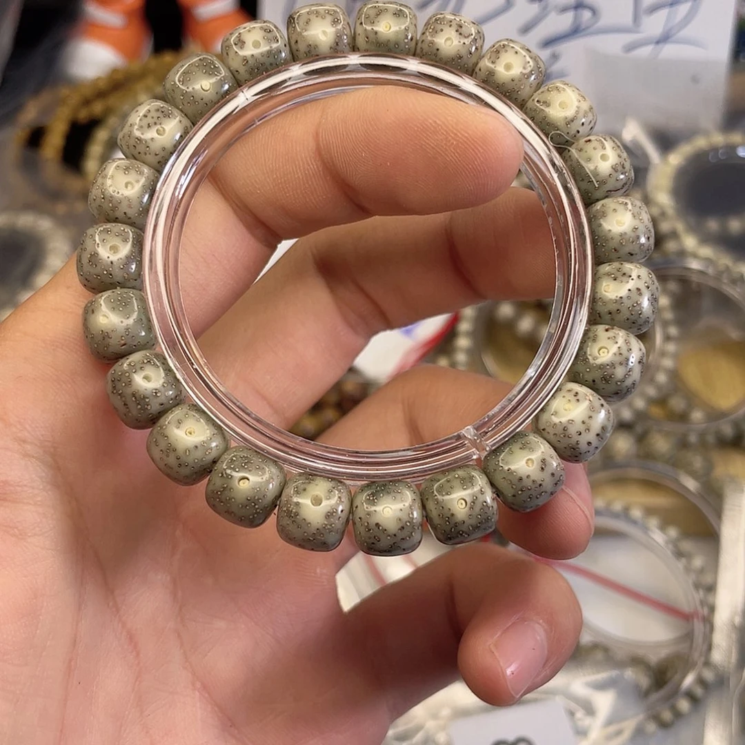 吊坠星月菩提8471