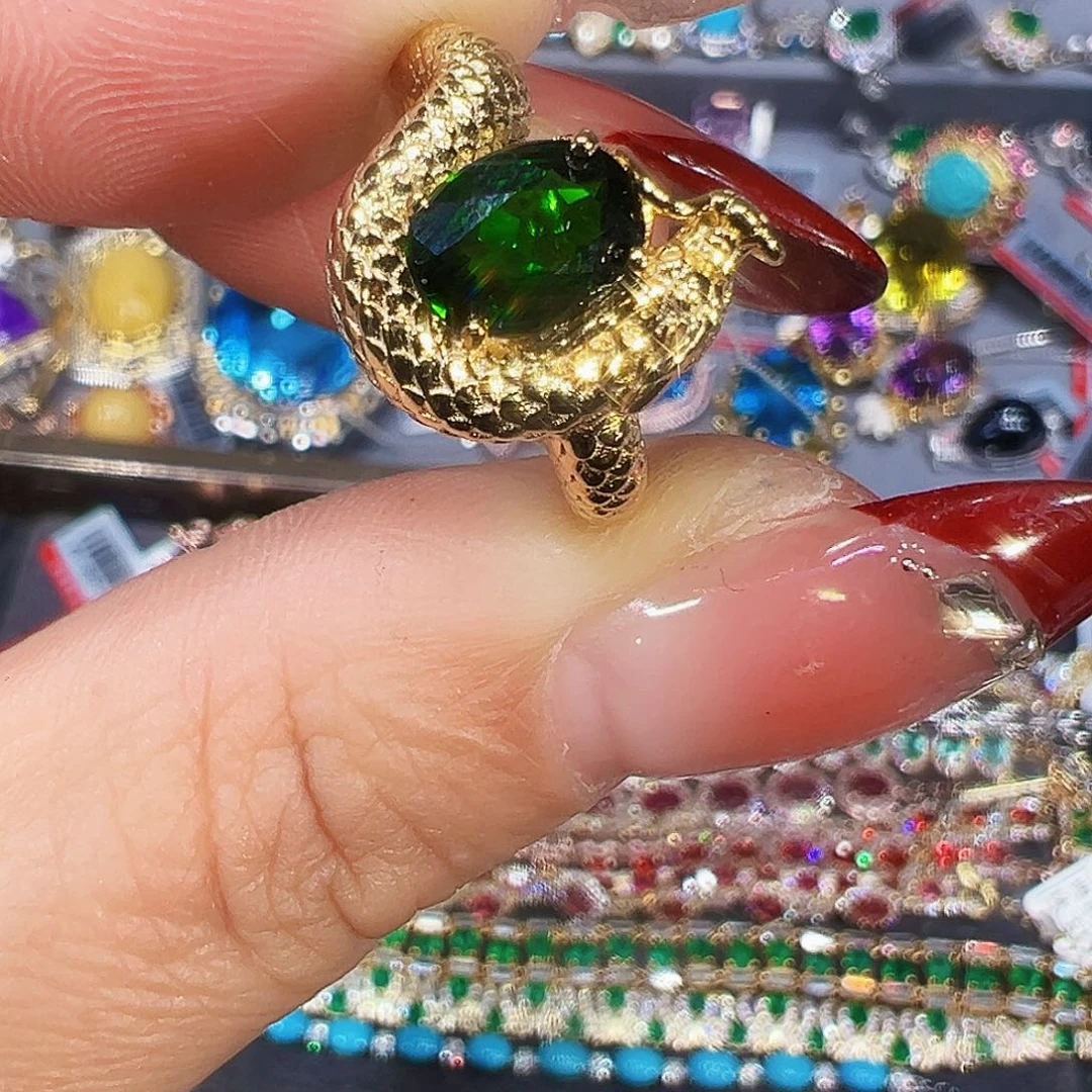 银S925镶嵌透辉石戒指