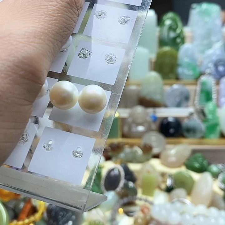 淡水珍珠耳饰未镶嵌