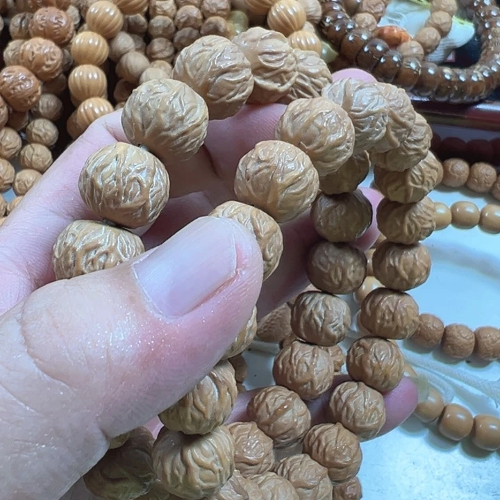 15左右毒液猴头核桃