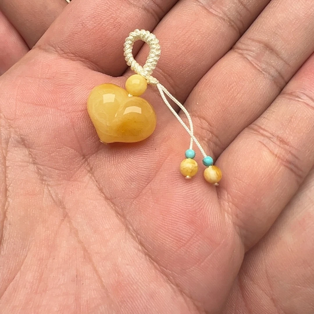 琥珀未镶嵌裸石小屁桃提溜，花粉