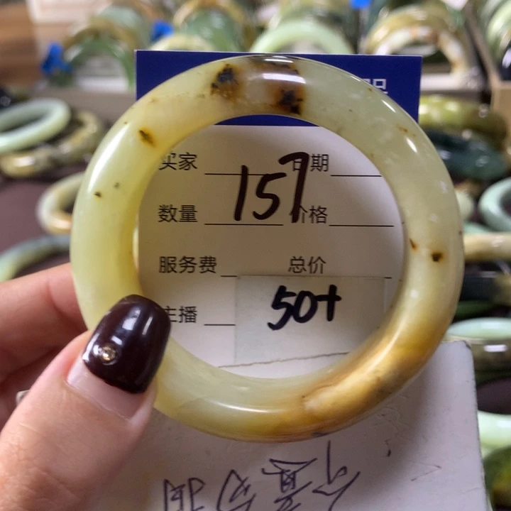 蛇纹石玉未镶嵌手镯157
