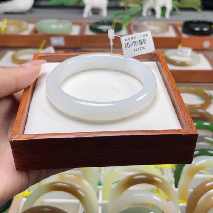 和田玉手镯未镶嵌22