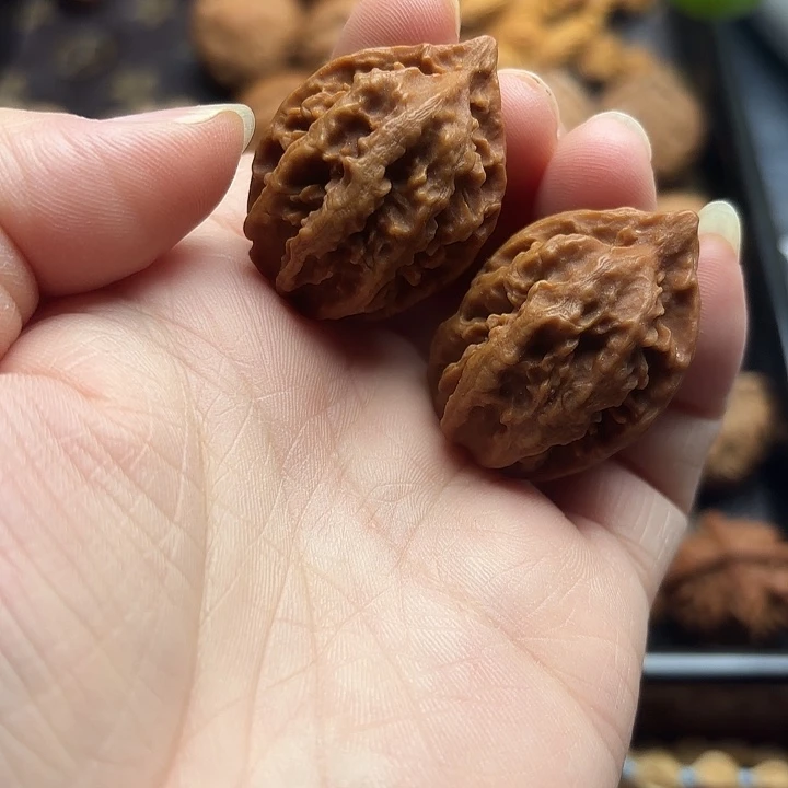 文玩核桃把件练手手捻1932