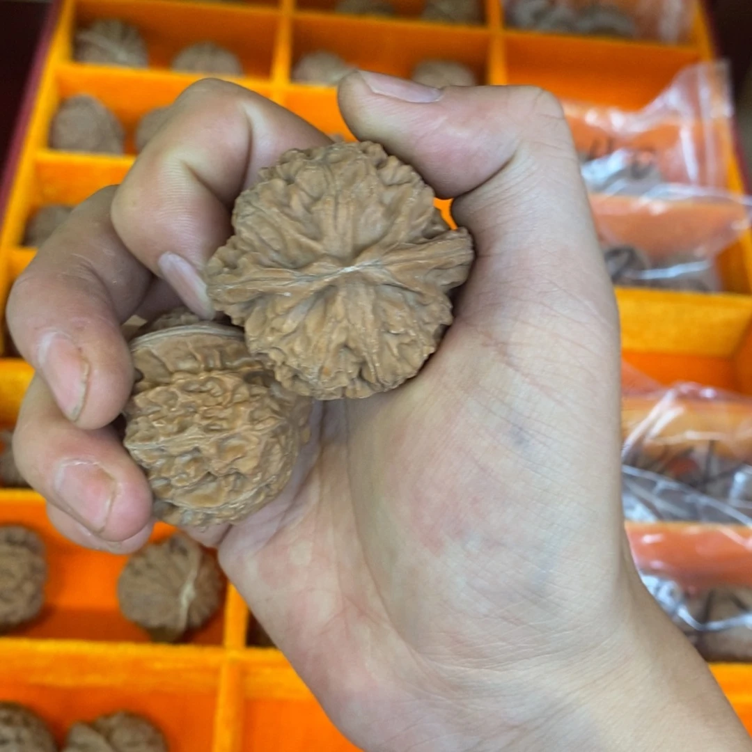 文玩核桃精品对宫灯全品