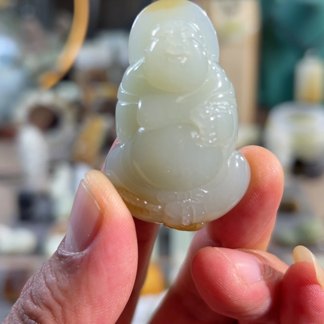 和田玉未镶嵌颈饰且未料