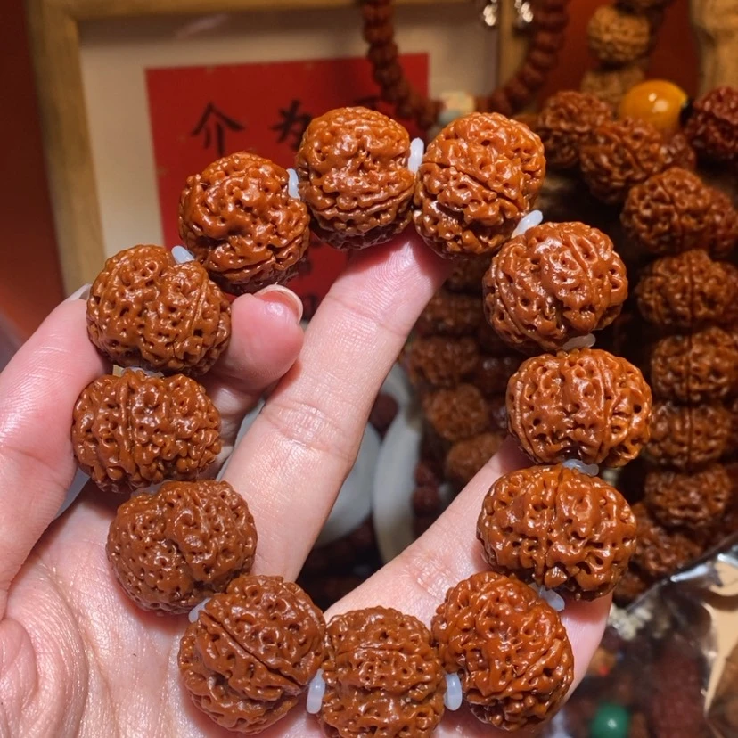 【闪购商品】金刚菩提手串235半玉化