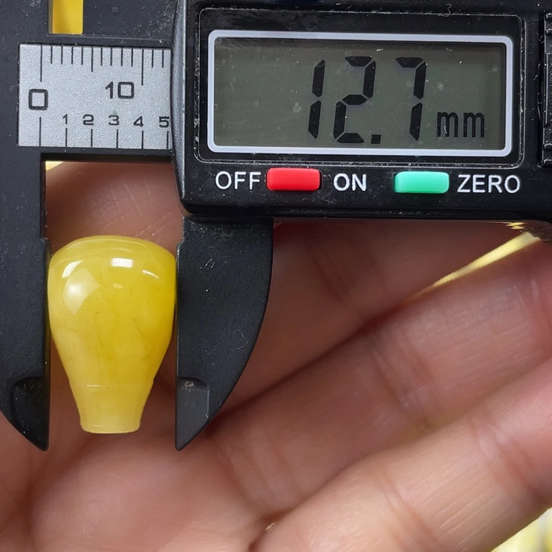蜜蜡未镶嵌裸石14杂