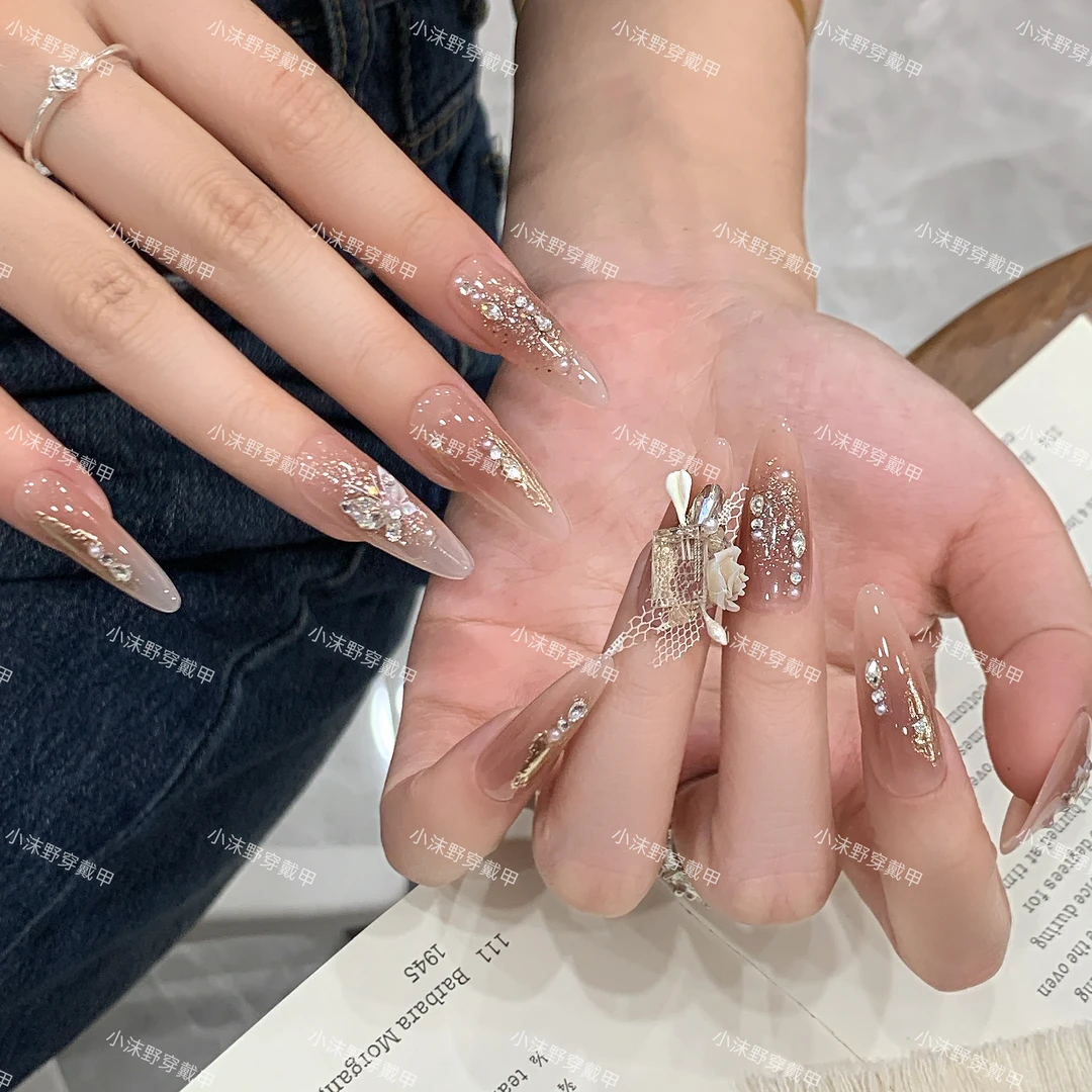 【花知晓】小沫野穿戴甲冷茶色系蝴蝶钻爆闪奢华高级显白美甲~~~