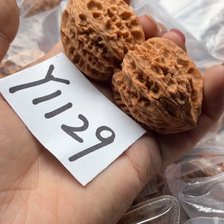 文玩核桃把件核桃
