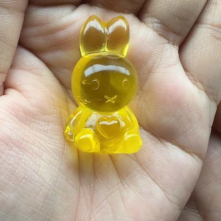 琥珀未镶嵌珠宝奇石小兔子打孔不退换
