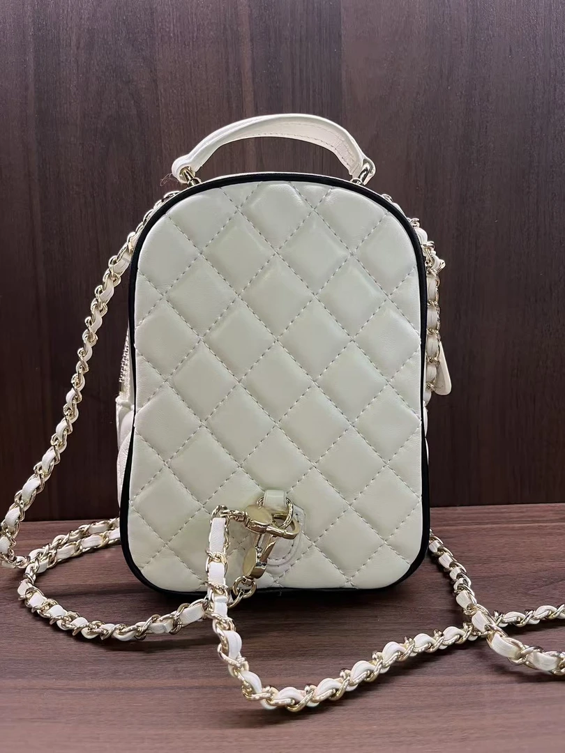 25新款高端定制时尚女包 黑边双肩