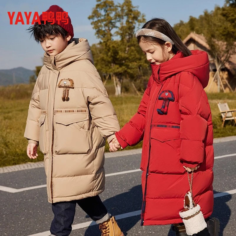 【鸭鸭】儿童2024胸前挂饰中长款加厚冬季百搭羽绒服YE3B803673E