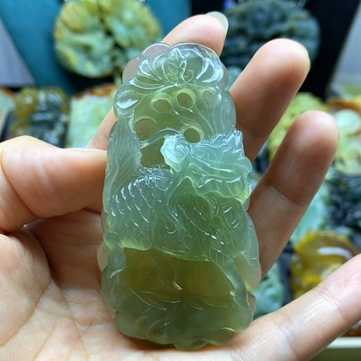 未镶嵌蛇纹石玉挂件