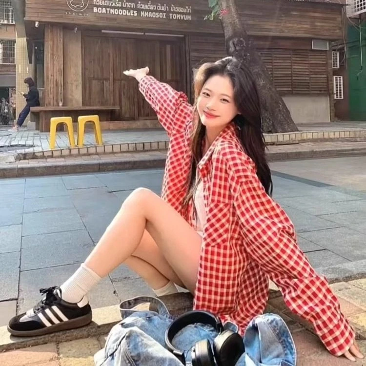 红色格子衬衫春秋时尚宽松设计感长袖翻领休闲显瘦防晒上衣外套