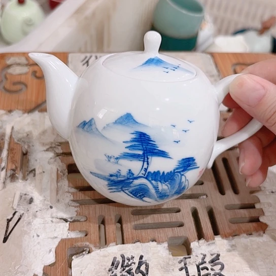 微瑕介意的勿拍，喜欢再下单，谢谢支持