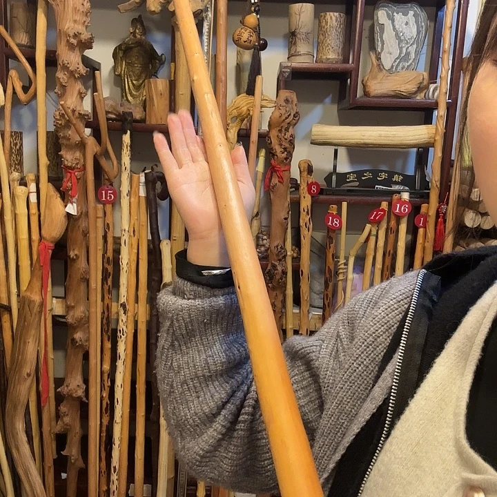 大***V铁匠的故事在这里上演的时候就