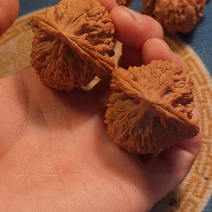 吊坠文玩核桃全品南疆42