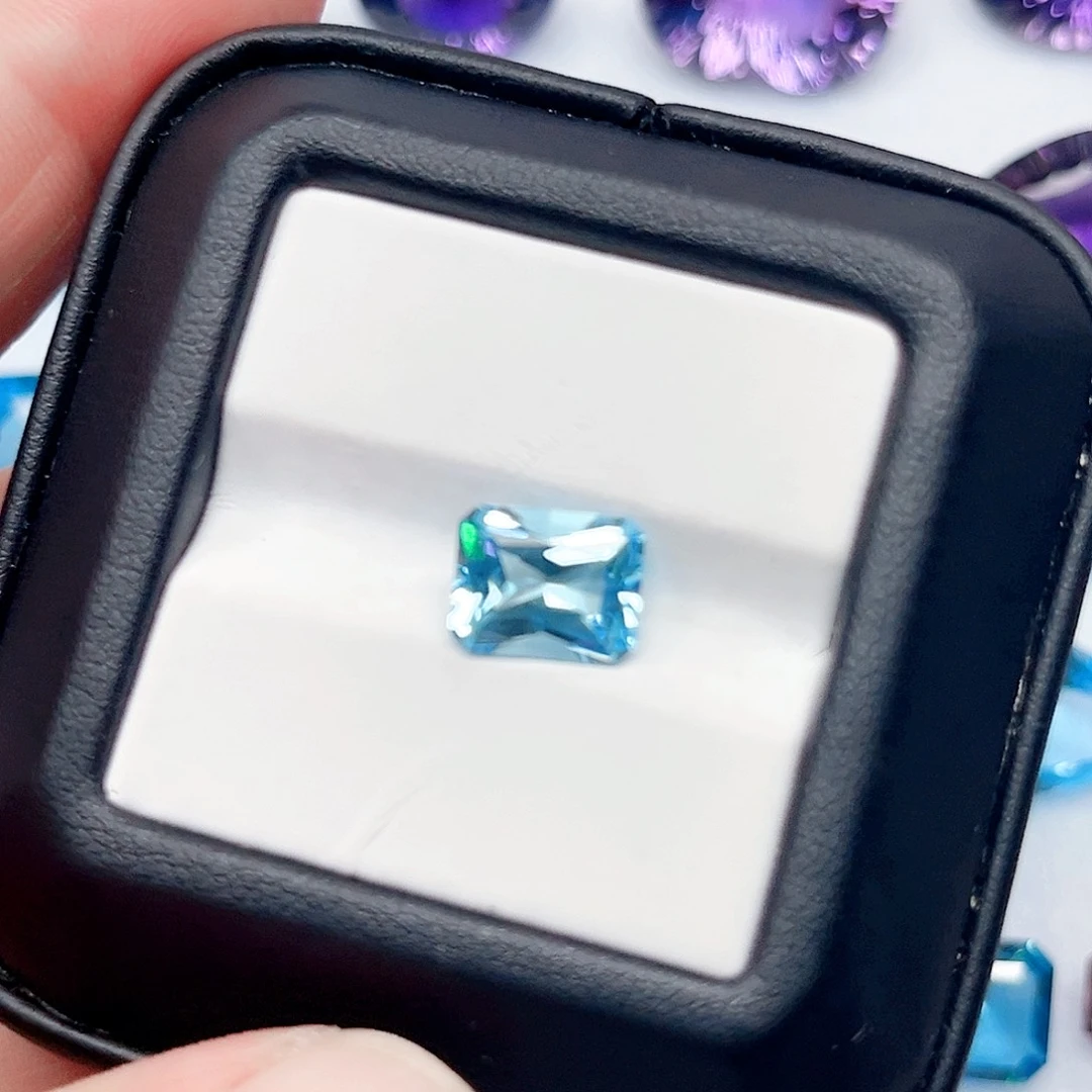 未镶嵌裸石托帕石精美雷迪恩切卡8×10毫米福利款