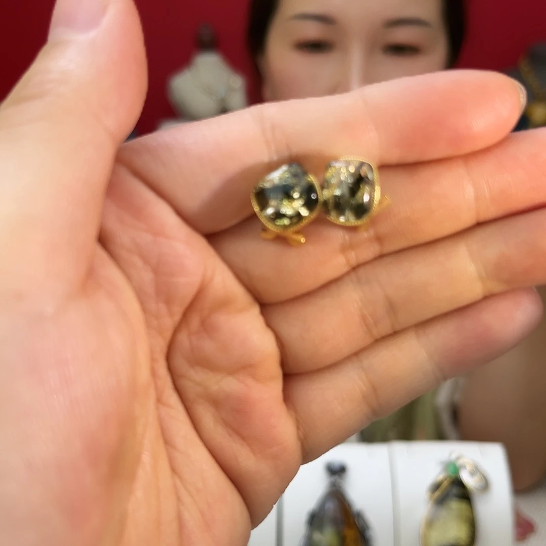 琥珀颈饰未镶嵌耳坠