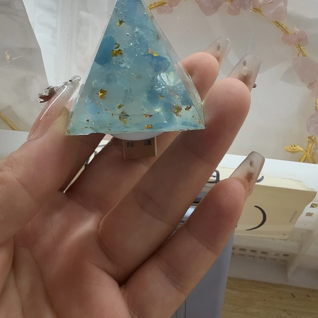 西***嘻未镶嵌颈饰紫晶海蓝