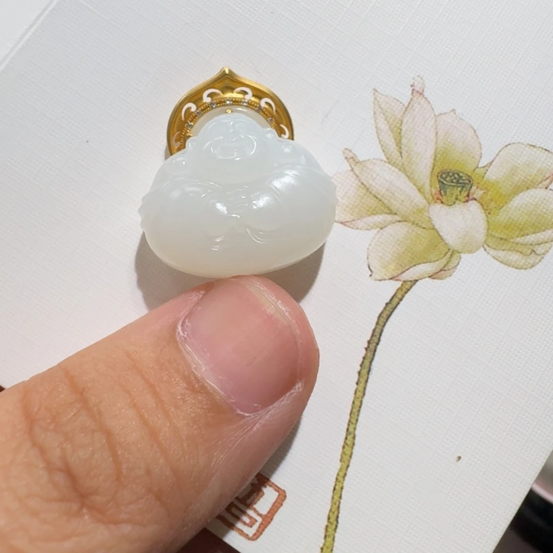 和田玉18K金镶嵌颈饰