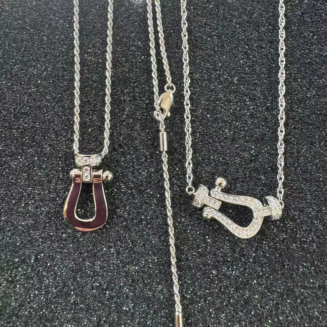 坠链均925银莫桑石 时尚银色欧美大区马蹄吊坠