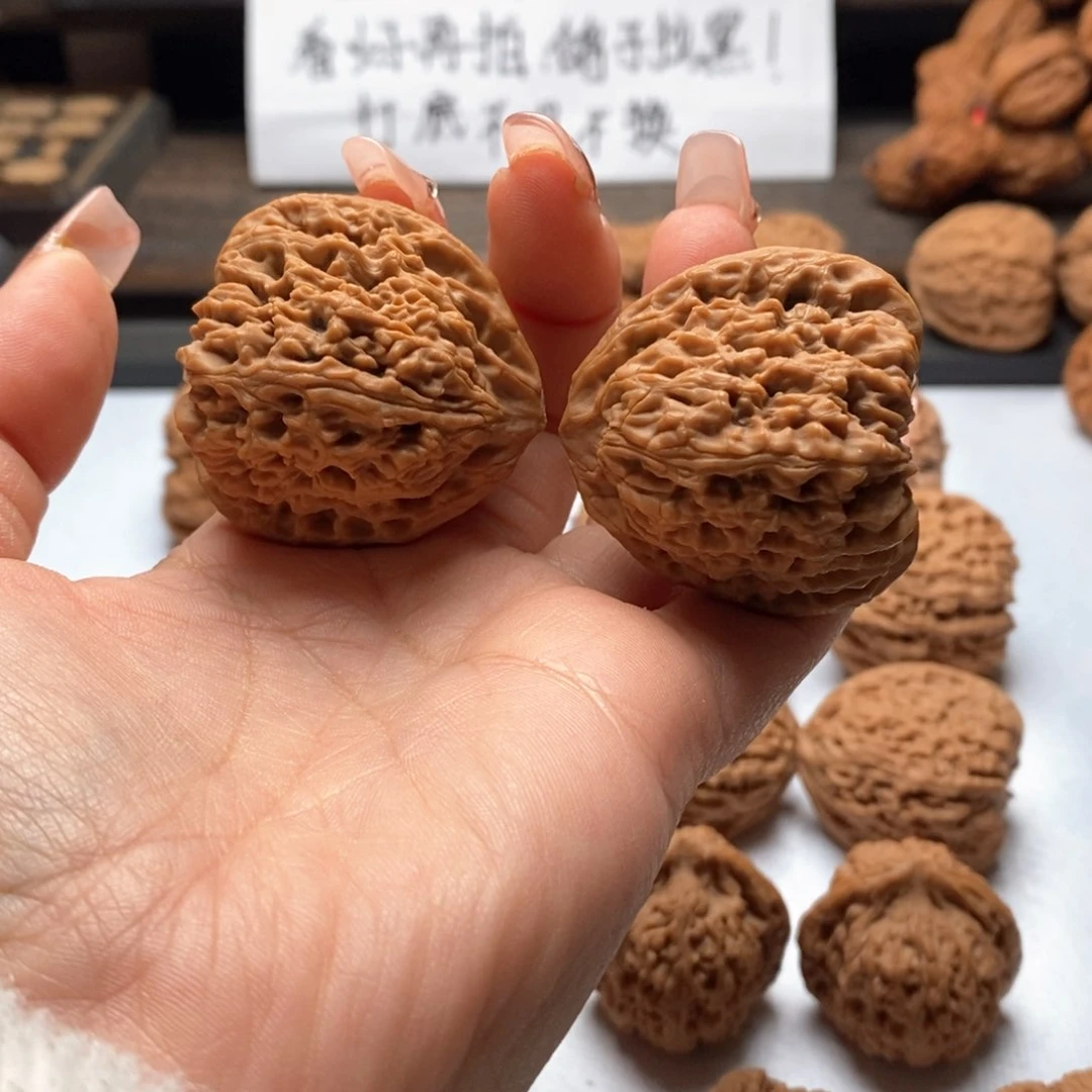 哈*哈39尺寸三角南疆石 ，