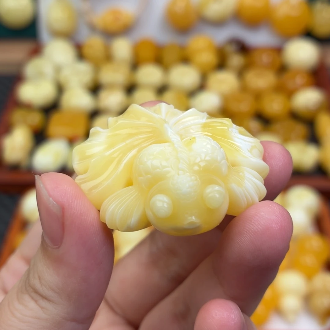 ****好蜜蜡未镶嵌毛衣链蜜蜡