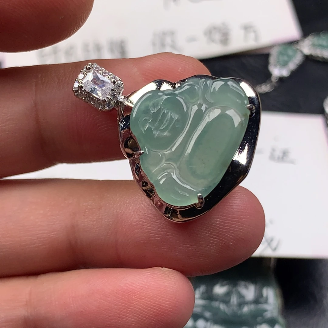 颈饰未镶嵌翡翠佛公