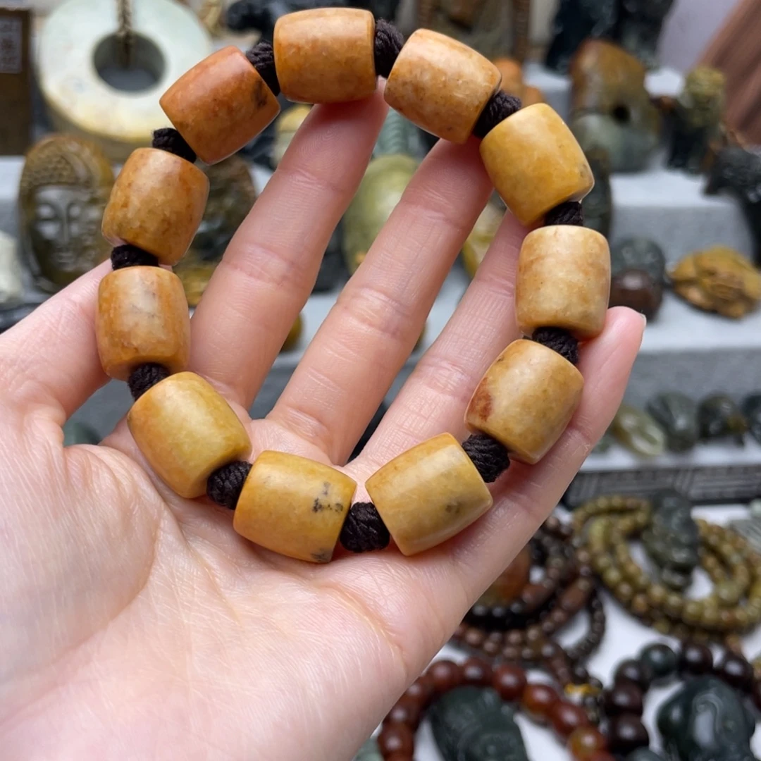 ****7岫岩河磨玉（透闪石质玉）未镶嵌把件