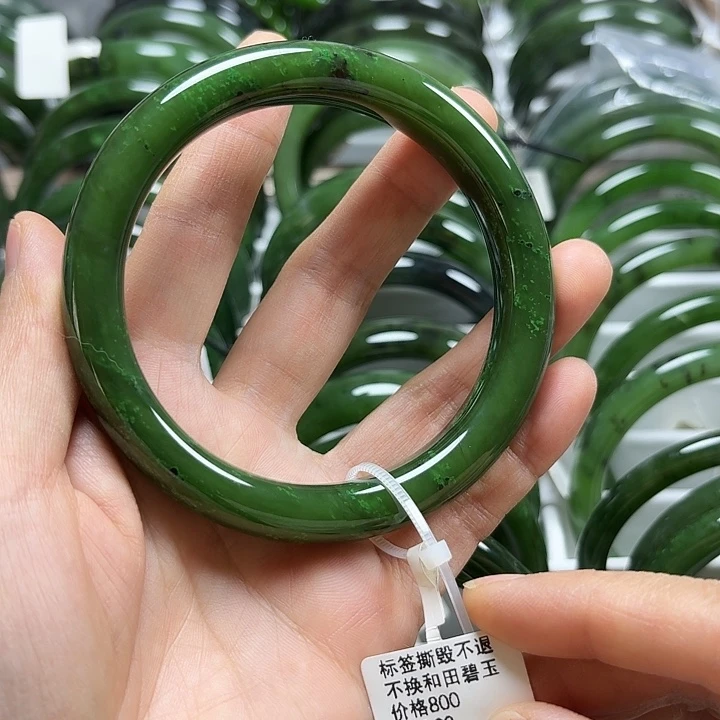 和田玉（碧玉）未镶嵌手镯正圈63微瑕