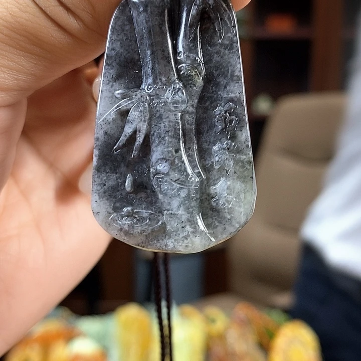 蛇纹石玉未镶嵌吊坠吊坠