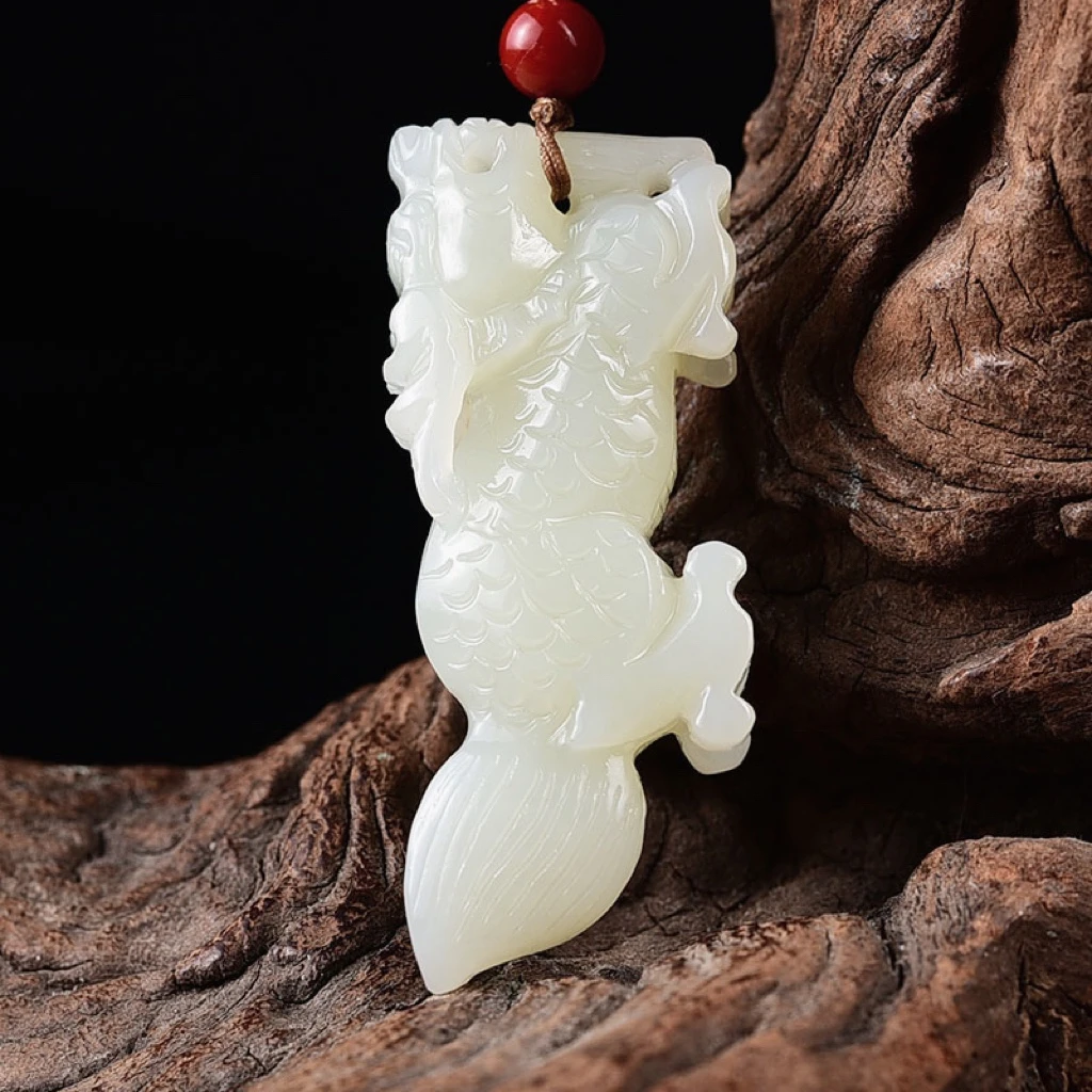 天然和田玉生肖龙吊坠 龙行天下玉坠挂件