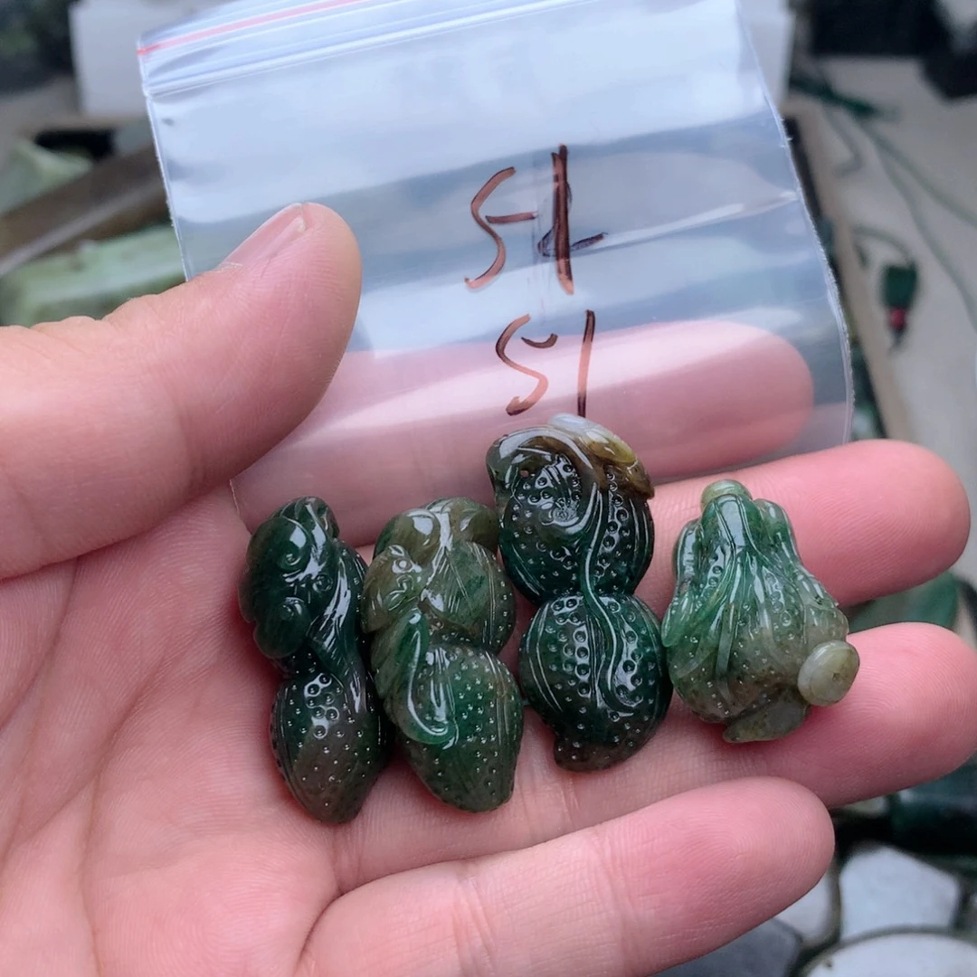 爱***妞独山玉未镶嵌珠宝半成品