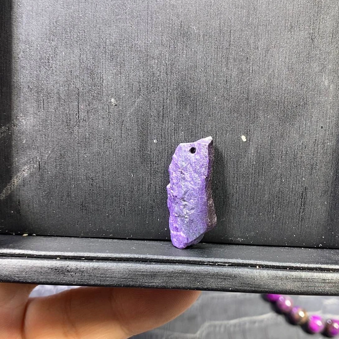 苏纪石（舒俱来）未镶嵌南非舒俱来原石吊坠
