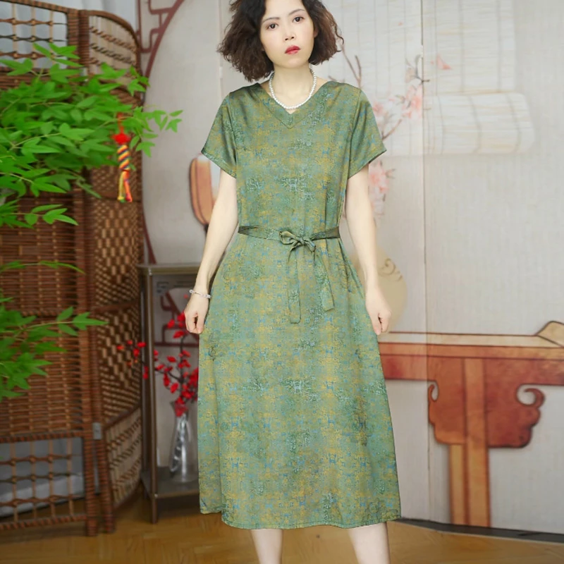 120  绿花色 女装连衣裙春秋季提花裙子大码显瘦气质时尚宽松