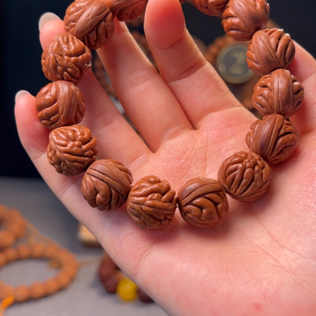 【闪购商品】桃核吊坠小***面18野生豹子头