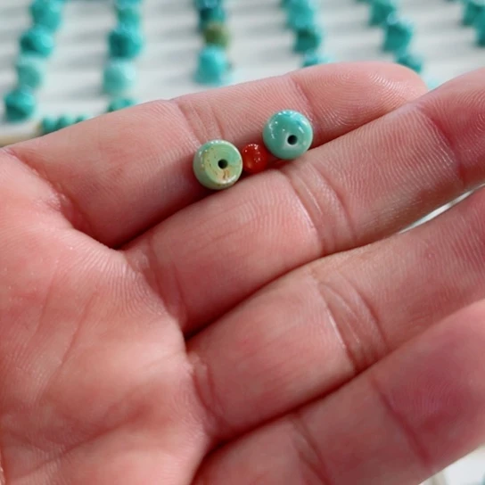 南红玛瑙未镶嵌珠宝奇石