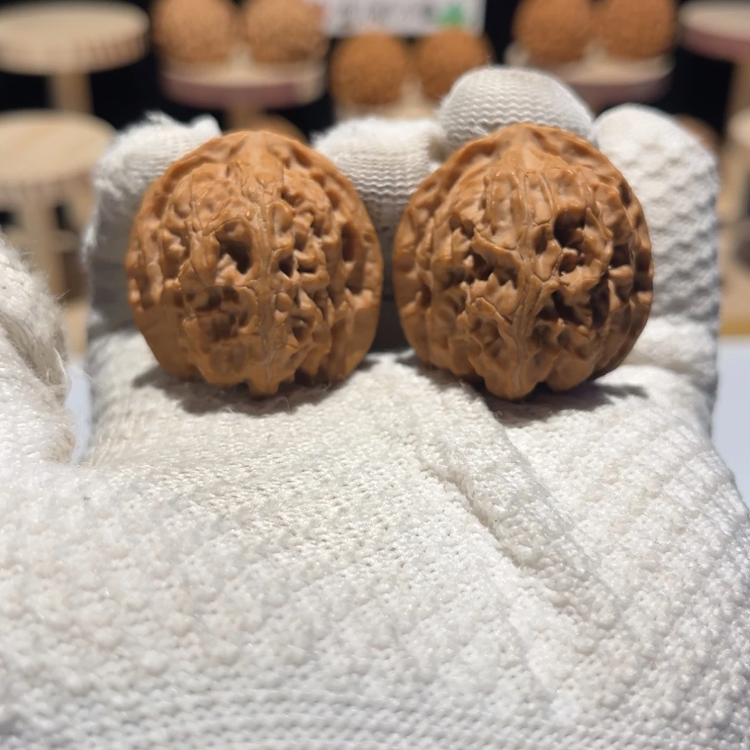 文玩核桃吊坠苹果园36.5