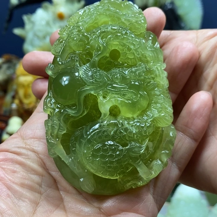 未镶嵌蛇纹石玉珠宝奇石小***！