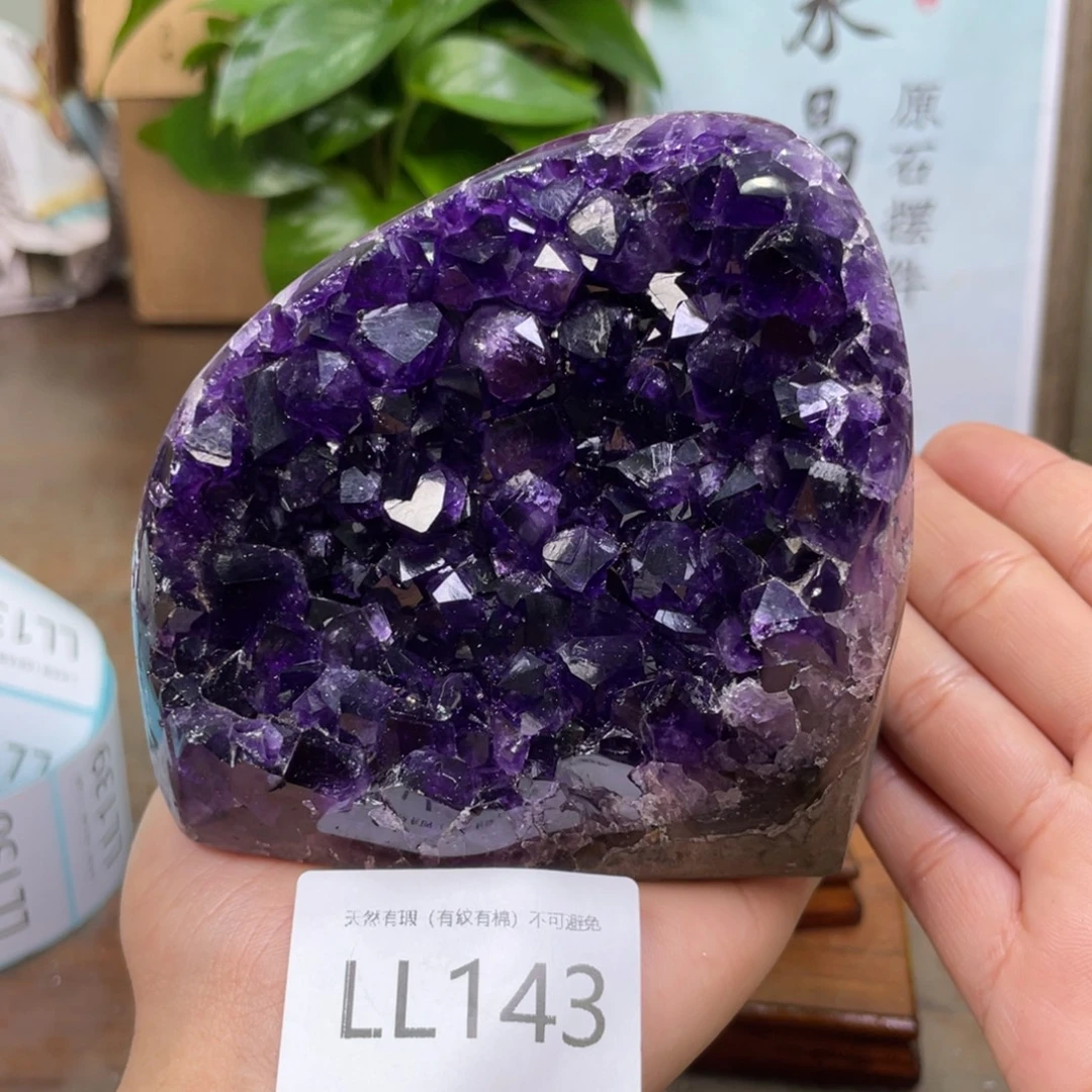 未镶嵌大型摆件（非配饰）水晶