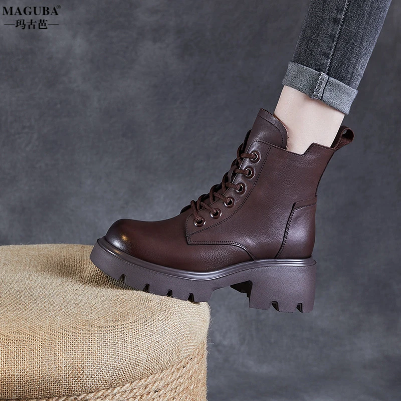 玛古芭马丁靴女秋冬新款复古时尚短靴厚底增高休闲中筒靴