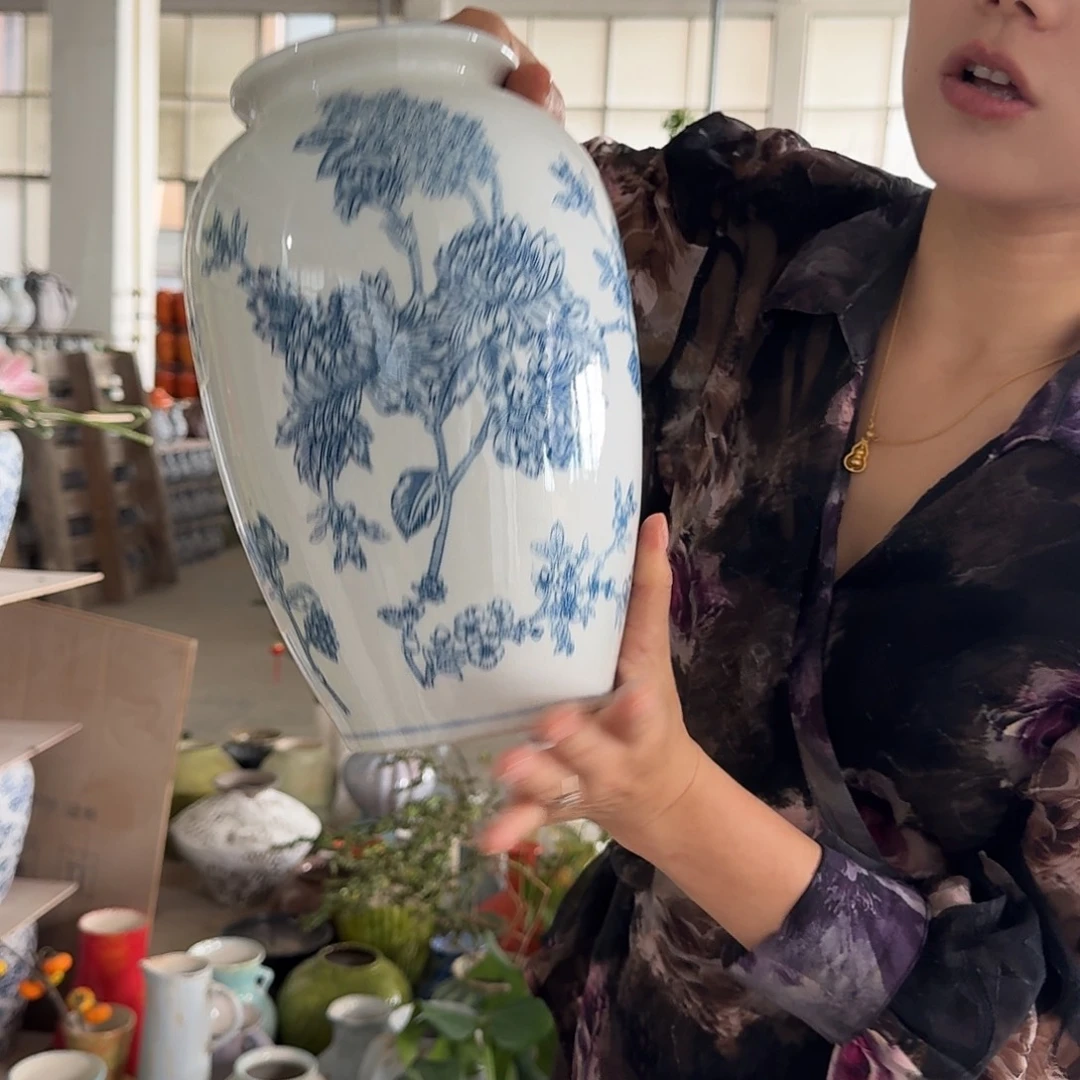 景德镇陶瓷花瓶青花瓷高26口径10公分