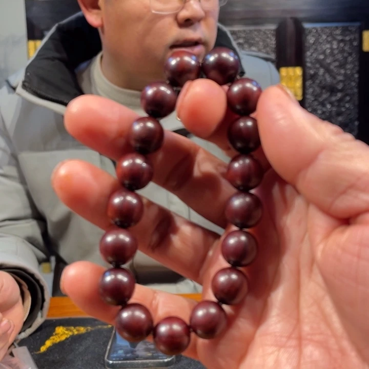 檀香紫檀（小叶紫檀）1.2的手串