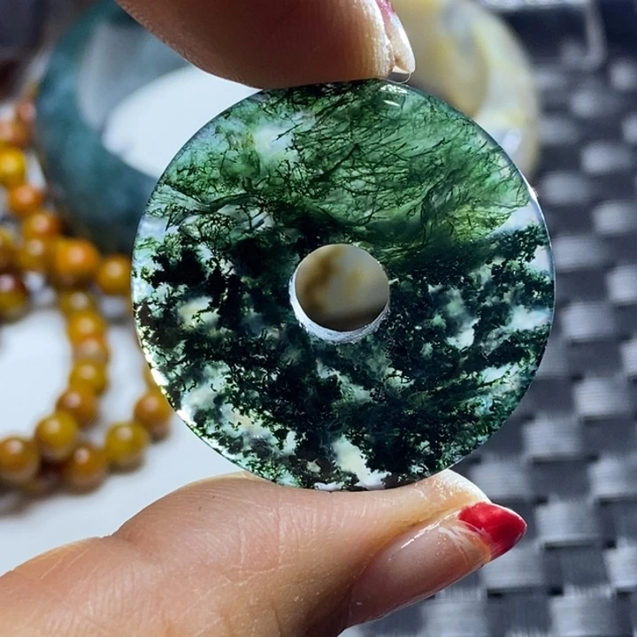 玛瑙/玉髓颈饰足银镀金镶嵌史****2