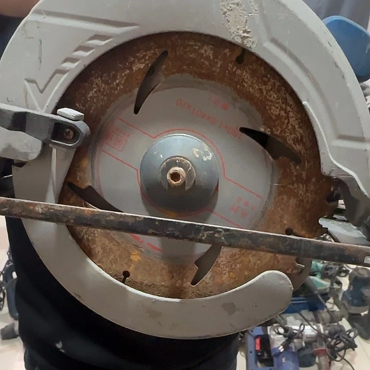 插电式七寸圆盘锯二手的