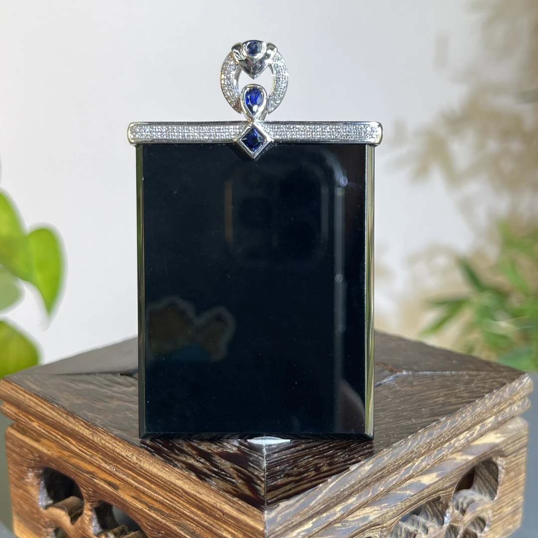 JXB20-154 黑色天然翡翠A货 黑-18K含钻镶嵌无事牌