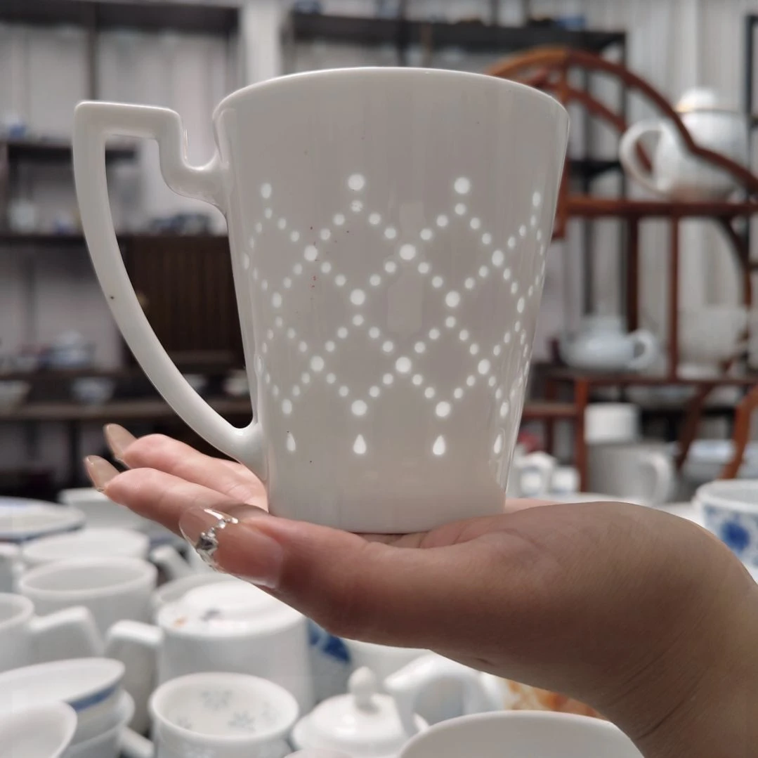 瓷星耀马克杯一个带底款